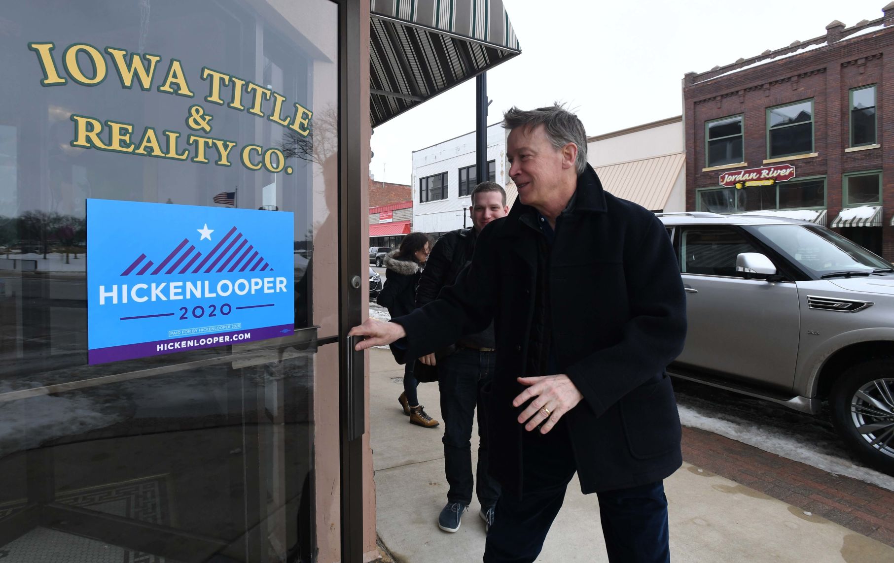 Hickenlooper Stumps in Iowa